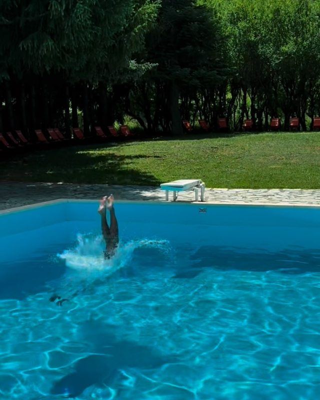 Plongeon dans la piscine du Chazelay, « pool day »